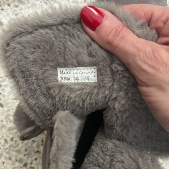 NWT Jack Rogers grey gray ugg style boot fur waterproof 9.5 - Picture 5 of 5